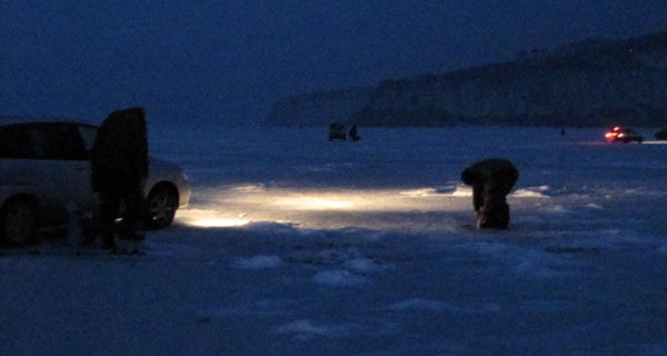 На море чуть свет